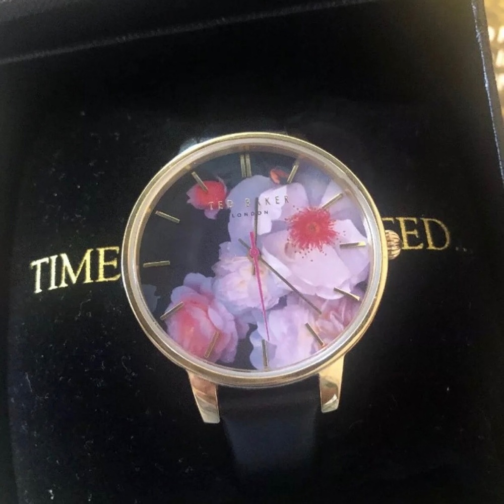 Ted Baker TEC0025019 Women's 38mm Flower